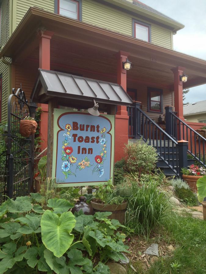 Burnt Toast Inn Ann Arbor Exterior foto